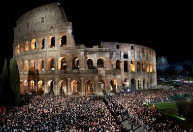 via crucis e processione